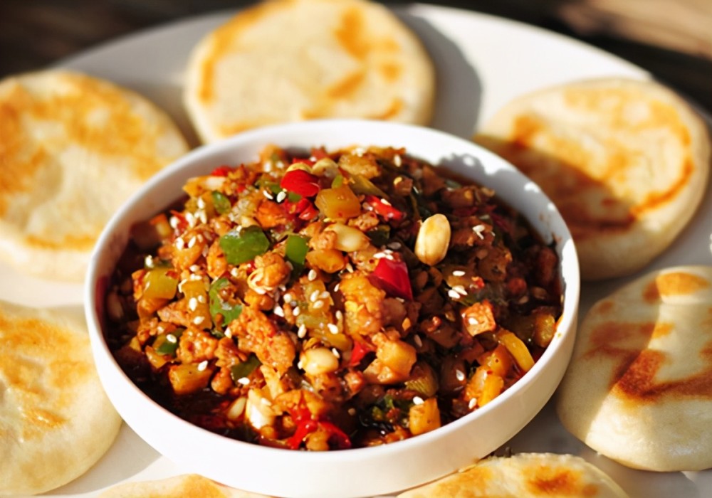 西安学正宗八宝辣子夹锅盔