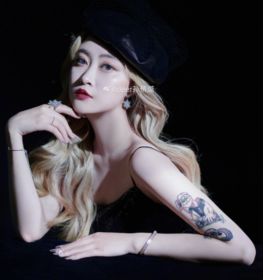 《小魔仙》主演孙侨潞去世年仅25岁,母亲发文证实但未透露死因