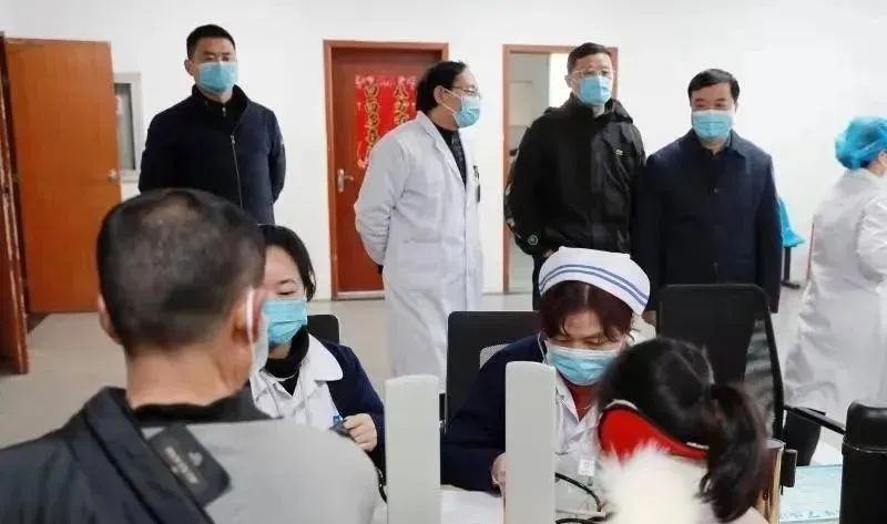 舒城县首批重点人群开始接种新冠疫苗