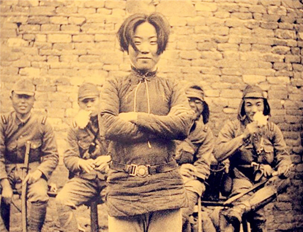 中国十大抗日女英雄图片