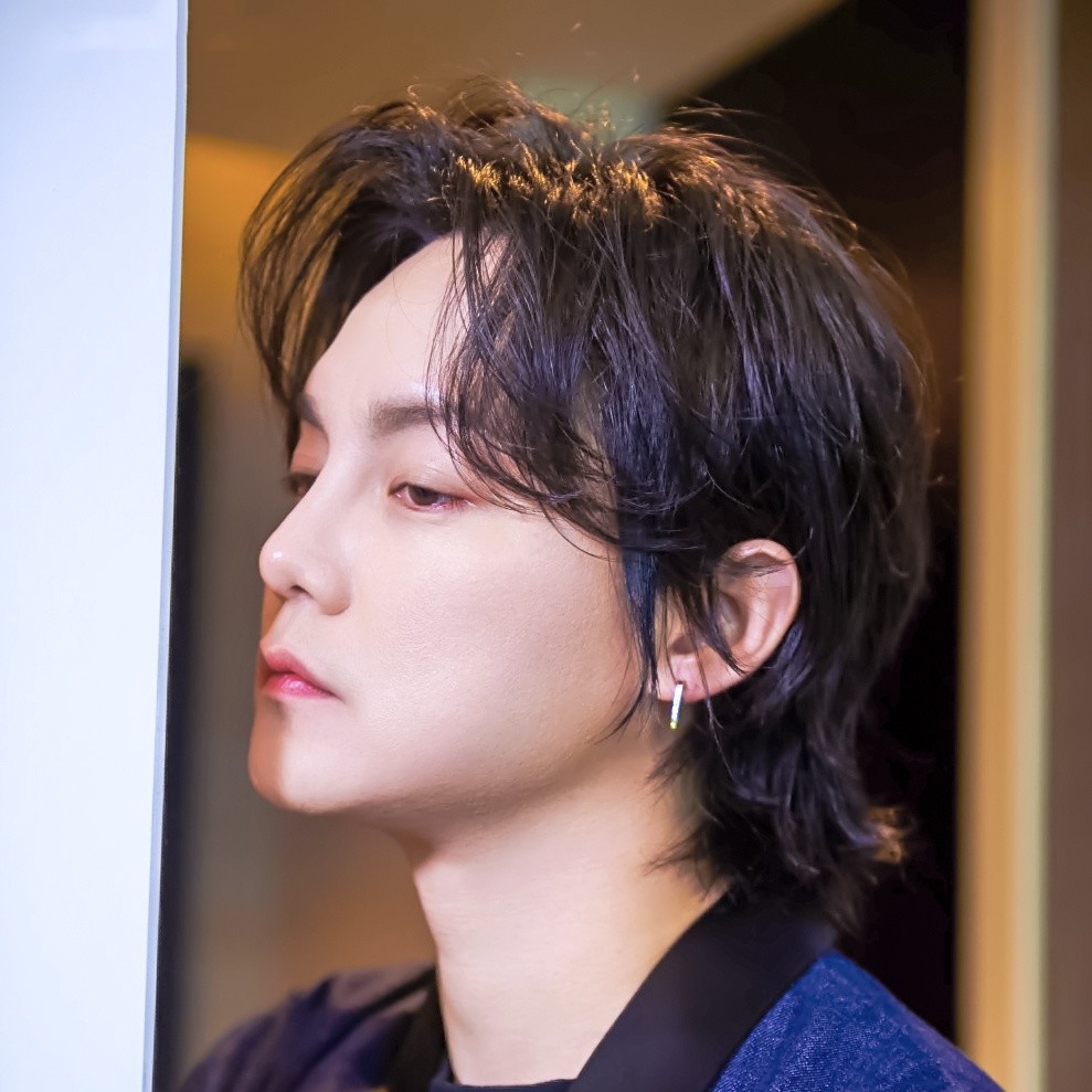 尹正壁纸头像 真的超有范_腾讯新闻