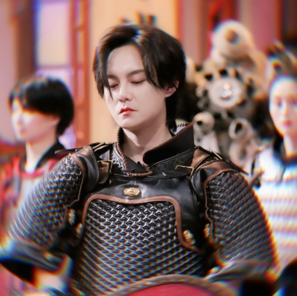 尹正壁纸头像 真的超有范_腾讯新闻