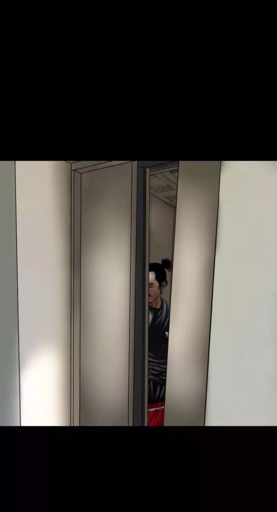 超写实恐怖漫画电梯惊魂这画风是真的吓人