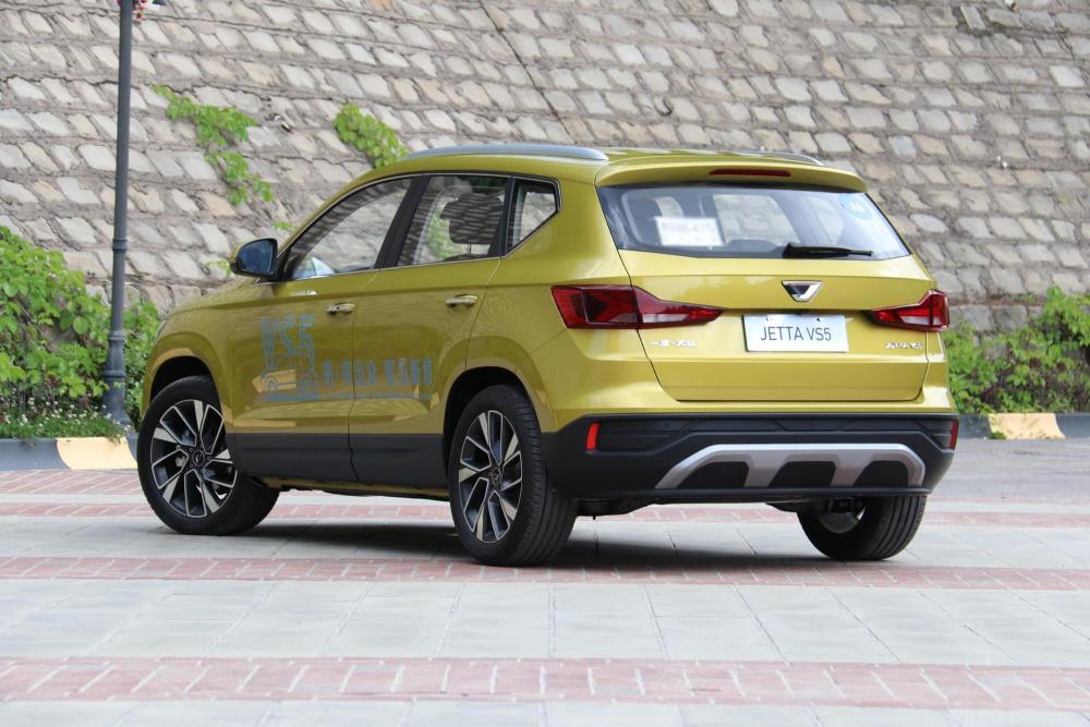 捷达首款suv,1.4t 6at,油费不到4毛一公里,火遍全国的节奏