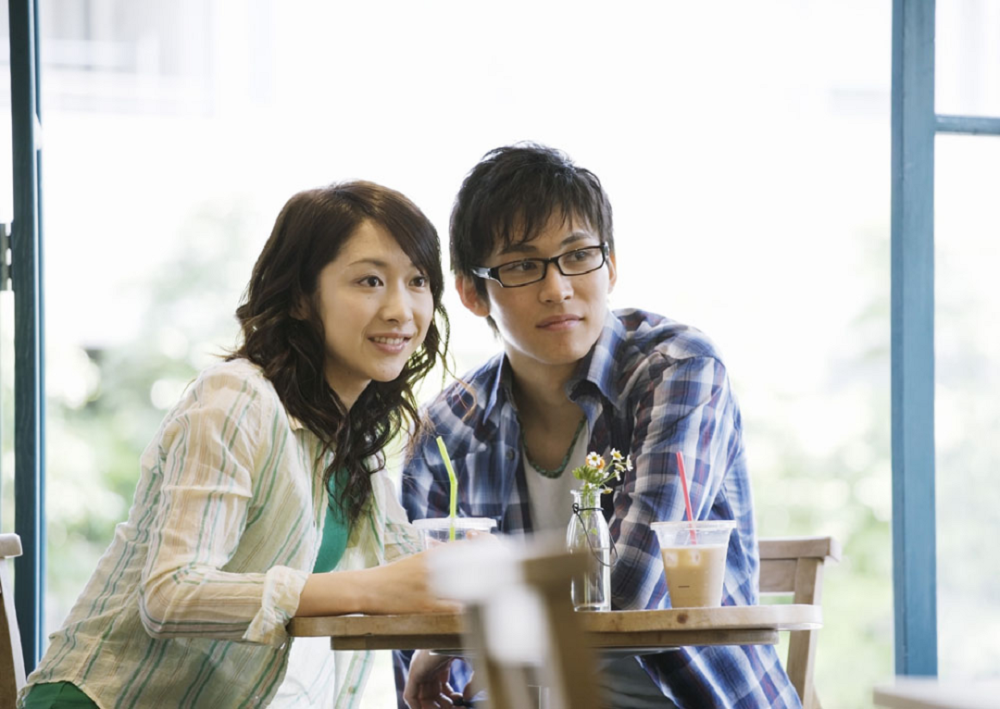 第一次约会,女生自认为"邋遢"的3种行为,却让男生"沦陷"了