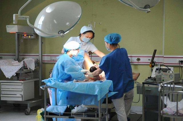 生孩子到底是哪里痛和电视上演的不一样听听生过的宝妈怎么说