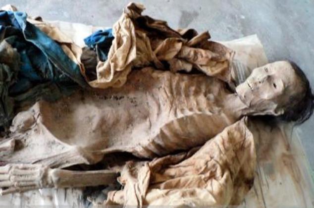 江苏发现明朝女尸百年不腐身份高深莫测专家褪衣后绝世美女