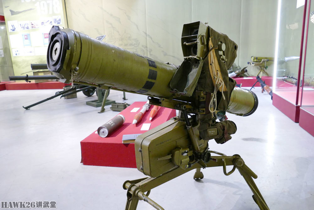 细看:9k111"巴松管"便携式反坦克导弹发射器 苏军的主力装备