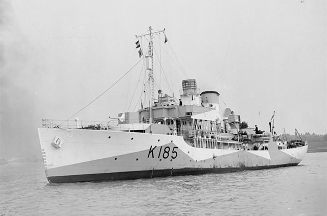 二战英国花级护卫舰德军有u艇狼群英国有花级土狗群