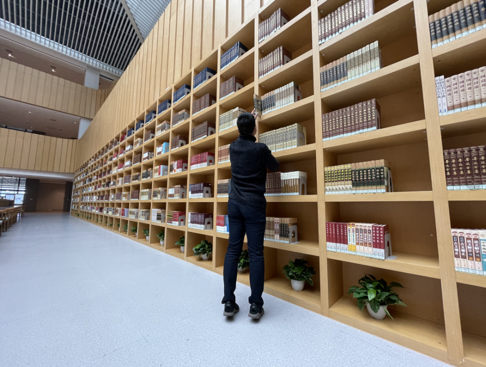 南阳市图书馆闭馆公告!