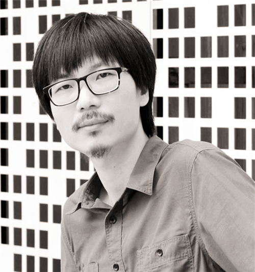 比如诗人韩东说道:"你说那不是诗这是你的无知,但你说那是惟一的诗歌