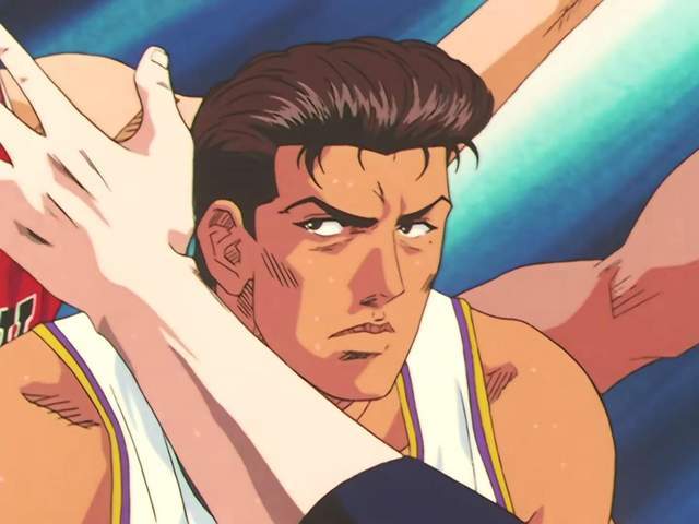 我觉得山王工业各个位置都不缺厉害角色,牧绅一明显是要当球队老大的