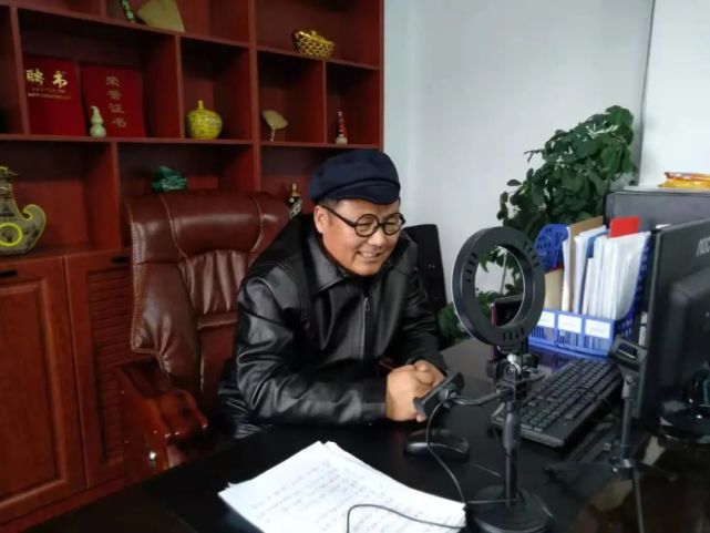 我和十四五赤峰老秦带货忙