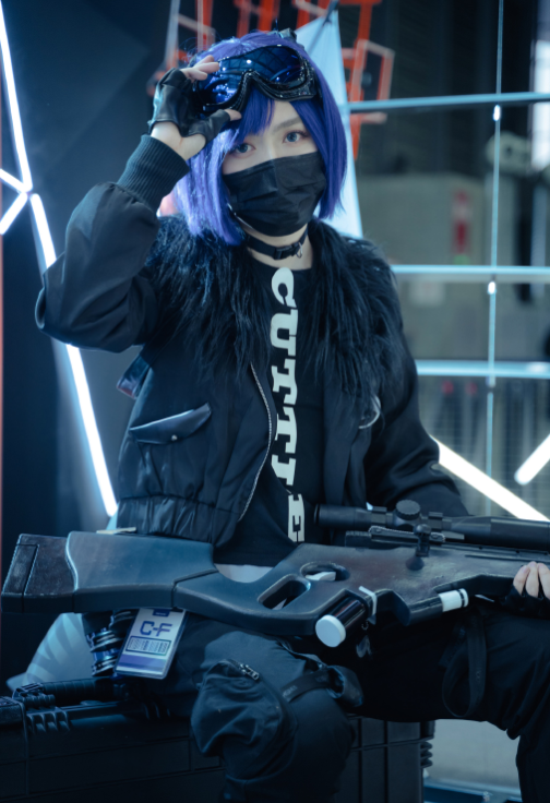 明日方舟 海猫亲自登场女装cos 这不是重点 斯卡蒂是不是要加强了 腾讯新闻