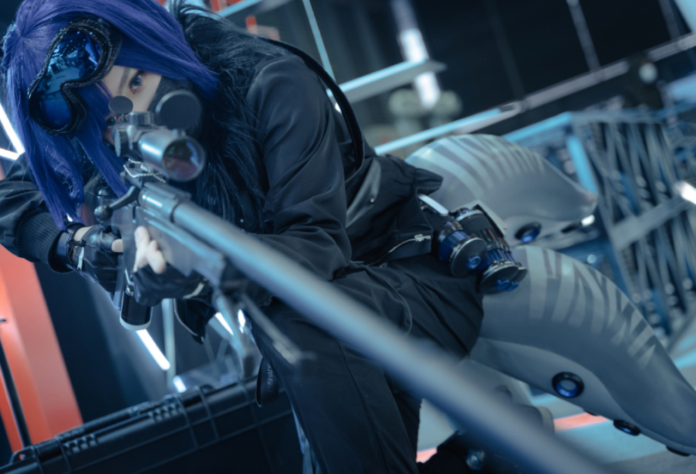 明日方舟海猫亲自登场女装cos这不是重点斯卡蒂是不是要加强了