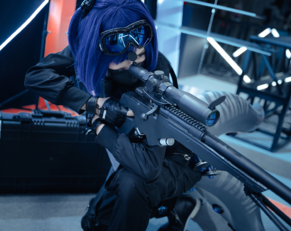 明日方舟海猫亲自登场女装cos这不是重点斯卡蒂是不是要加强了