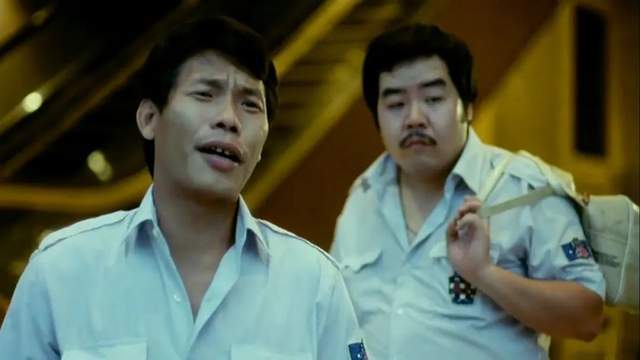 与劲强在一起的有四名同事,分别是汉叔(詹森饰演),肥仔(郑则仕饰演)