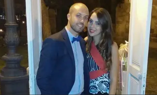 意大利护理员在疫情中找到真爱