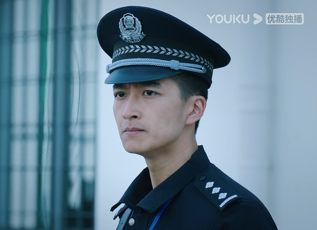 巡回检察组男主儿子郑锐出道4年资源太差还参演过东宫