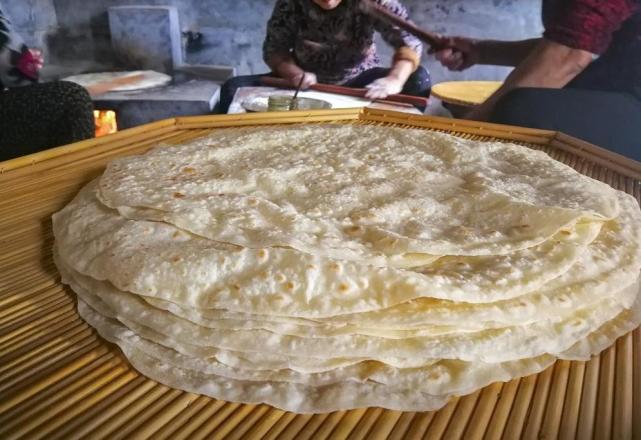 马宋饼是山东省潍坊市昌乐县马宋(现为营丘镇)的特产.