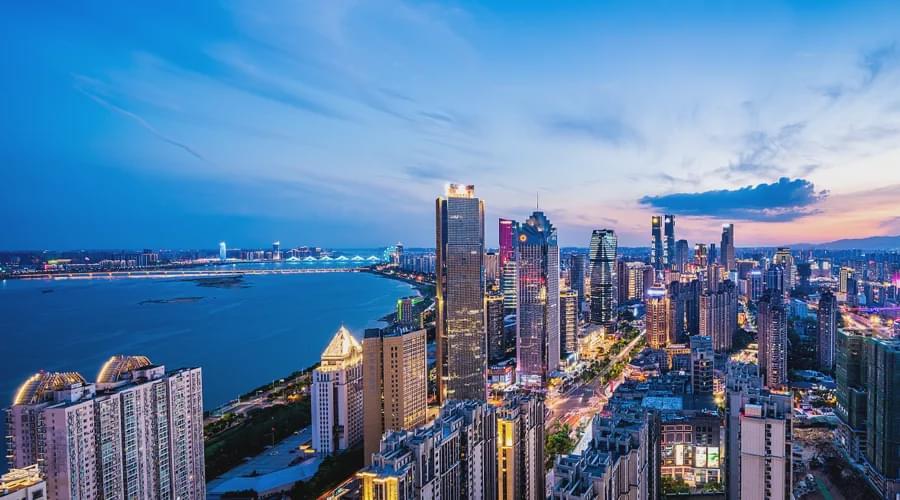 2021开局之变!中国城市竞争释放三大信号!