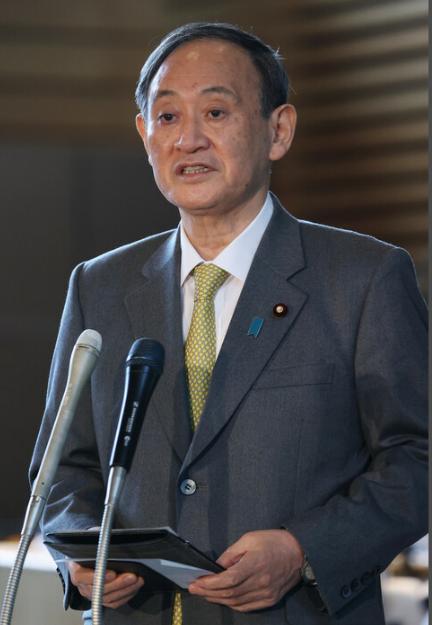 日本首相菅义伟我将率先接种新冠疫苗