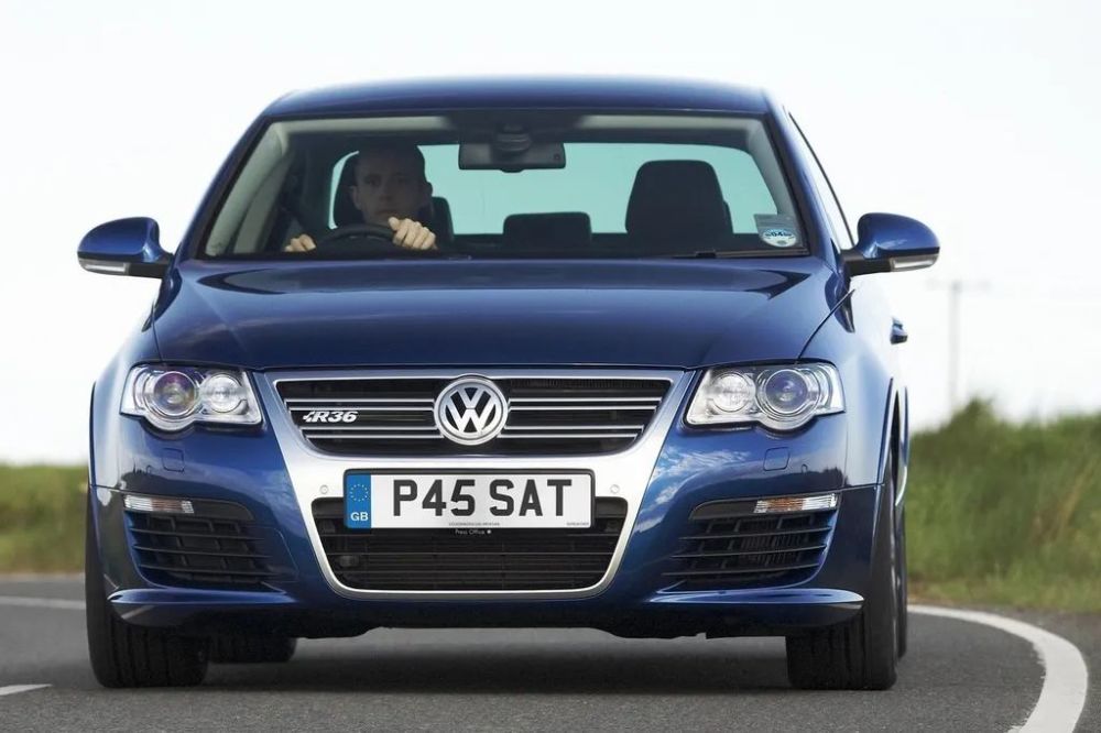 性能买菜车大众passatr36variant试玩