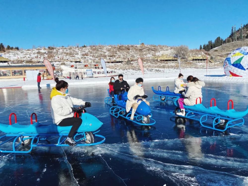 新疆天山天池这些花样玩冰你心动了吗