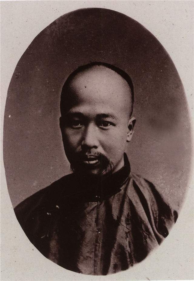 康同璧出生于1883年,只身前往父亲身边的时候才刚年满18.