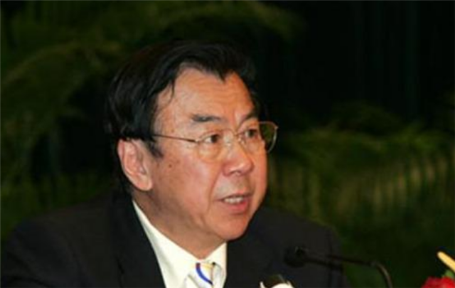 袁伟民中国女排的魔鬼教父郎平一生的恩师