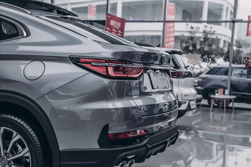 体验长安cs85coupe:所有改变已超出年度改款应有的程度_腾讯新闻