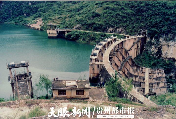 贵州两位作家荣获第四届延安文学奖特别奖