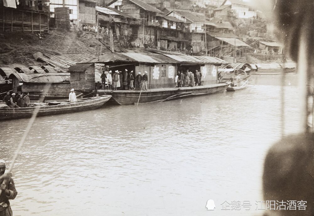 两张罕见的泸州老照片感受83年前的黑白影像谈泸州变迁