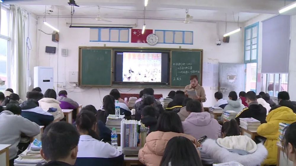 靖安中学高二学生 陈耀武"每次遇到挫折或者不开心的时候,我都会去找