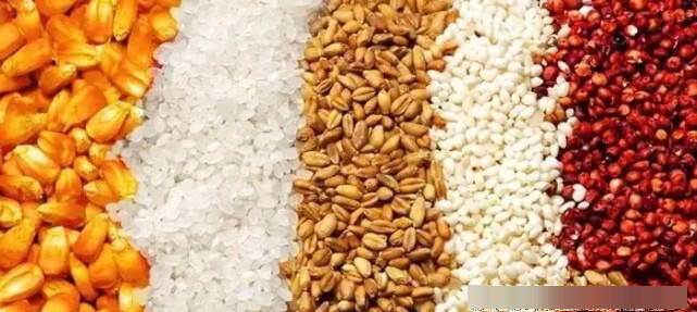 五粮液的原料为:高粱,大米,糯米,小麦,玉米.