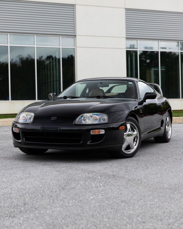 经典情怀车丰田a80supra