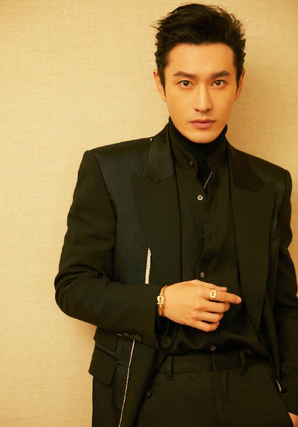 之前黄晓明因为自己的刘海发型可没少被人diss油腻,如今看到之前