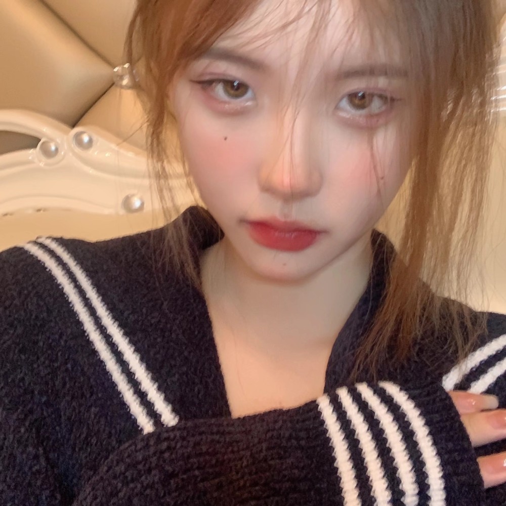 港风厌世风美女头像