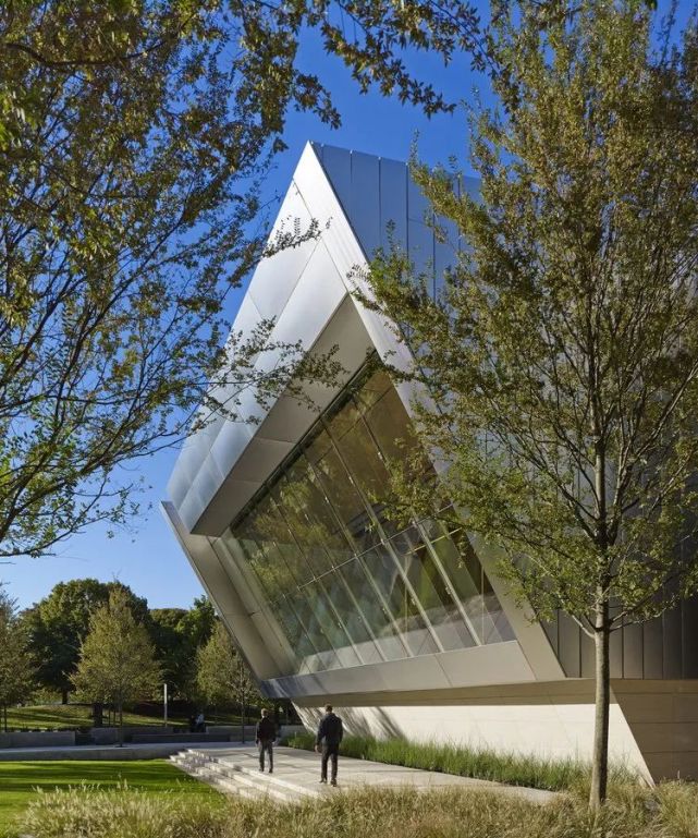 小型公共建筑设计美国devonauditorium礼堂案例