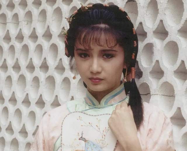 续集》再到后来的《新扎师兄1988》,《边城浪子》,《欢乐山城》等剧集