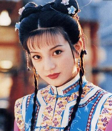 赵薇和他相爱3年被抛弃,挚爱离世后至今未婚,46岁孤身一人