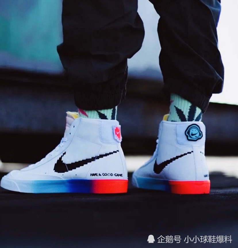 鞋面暗藏玄机,nike blazer电玩白蓝红喷配色!