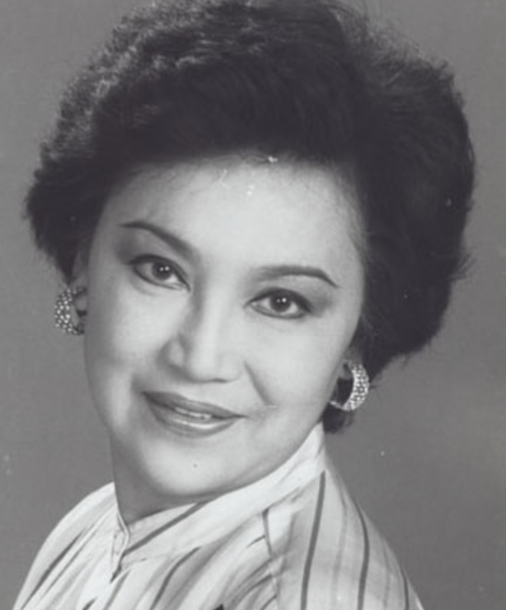 万梓良不舍李香琴离世三年前曾见最后一面离开时跪地叩头致意