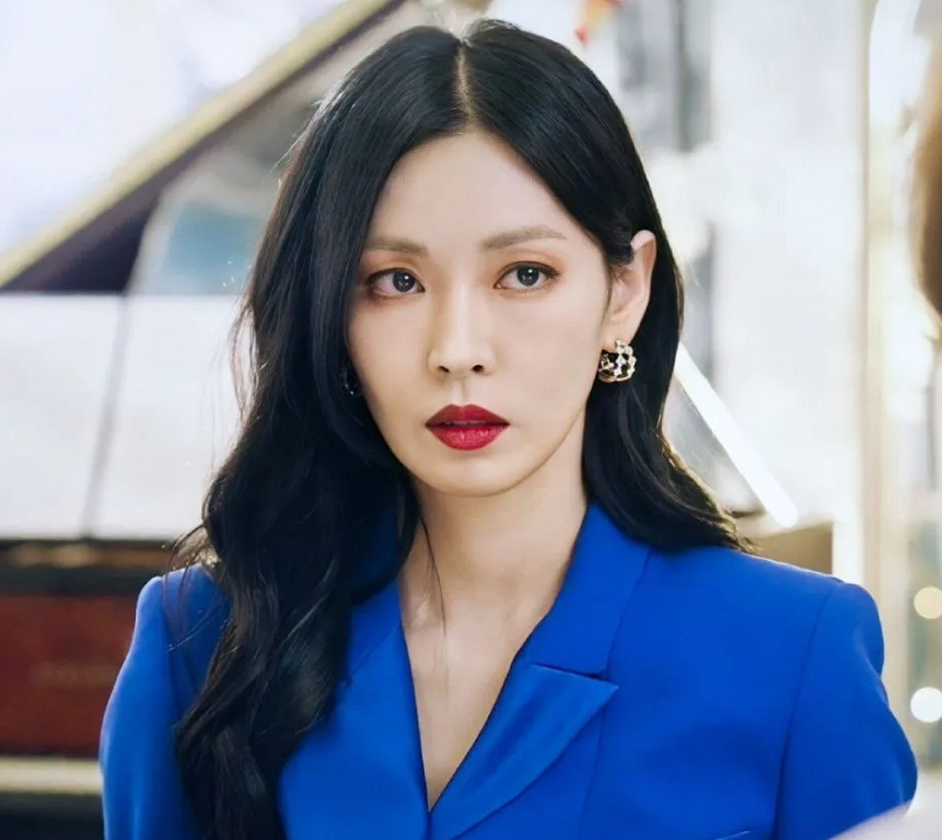 顶楼被要求调整分级剧情太过暴力引争议本周将迎来大结局