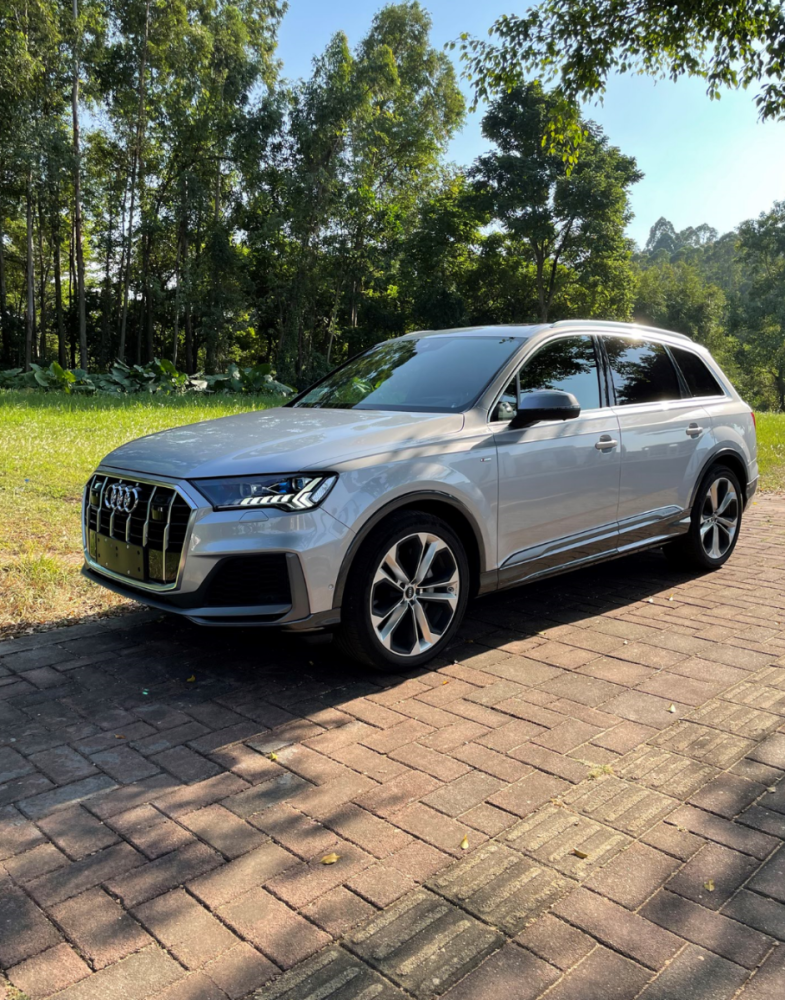 总算是帅回来了!试驾新款奥迪q7 55tfsi