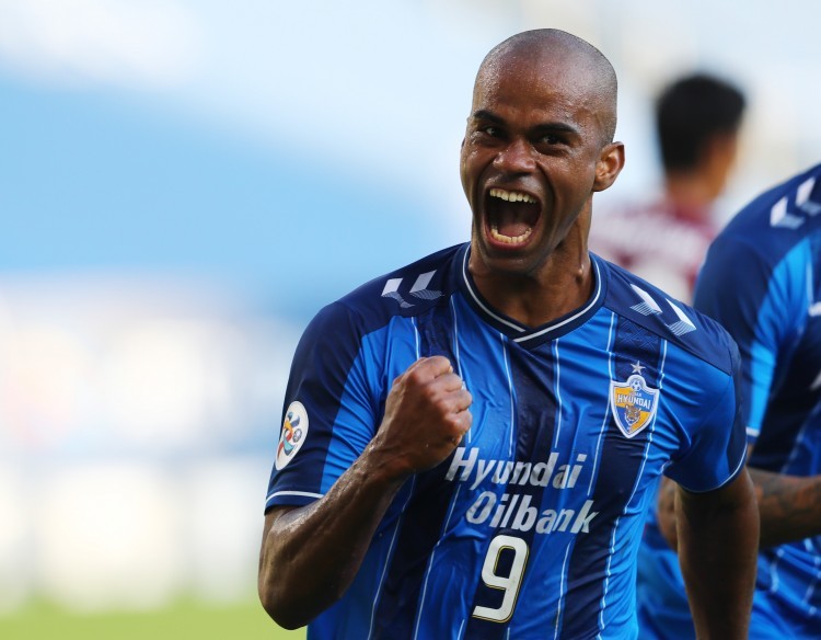 记者升班马长春亚泰接近签下k联赛金靴儒尼奥尔