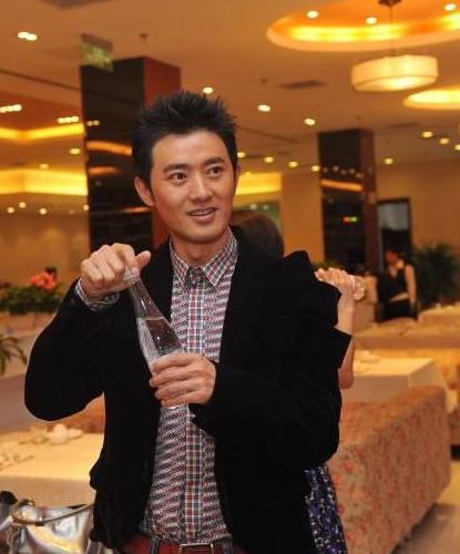 从当红小生到销声匿迹,退圈的任泉,并不是因为"过气了"