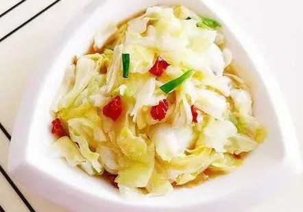 家常菜:爆鸡丁,爆炒香辣虾仁,手撕包菜