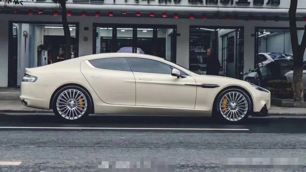 阿斯顿马丁rapide改色撒哈拉沙漠黄怎么做都好看