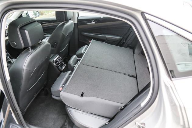 带你走近英菲尼迪qx30!进口25万元消费者都抢疯了 快来瞧瞧!